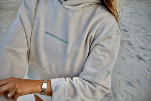 The Weekender Hoodie Seventh Shore